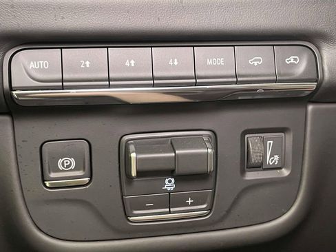 Used 2026 Cadillac Escalade Platinum Sport w/ LPO, ONYX Package AWD/4WD image 41
