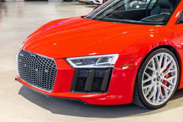 Used 2017 Audi R8 V10 plus AWD/4WD image 12