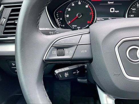 Used 2024 Audi Q5 2.0T Premium image 24