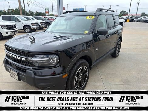 Used 2025 Ford Bronco Sport Outer Banks w/ Outer Banks Tech Package+ AWD/4WD image 9