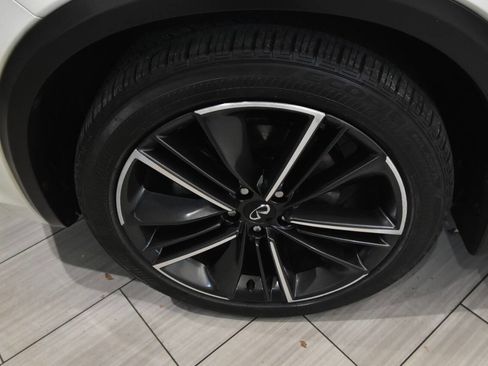 Used 2023 INFINITI QX55 Luxe w/ Cargo Package image 10