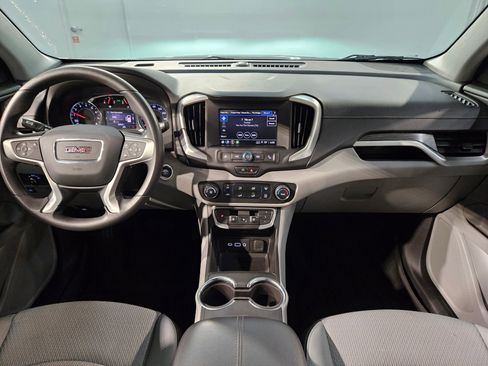 Used 2023 GMC Terrain SLE image 10