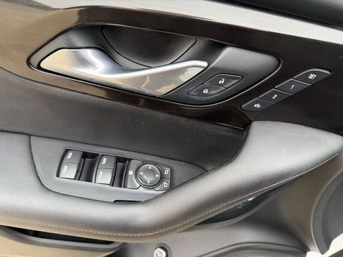 Used 2021 Chevrolet Blazer RS w/ Enhanced Convenience Package image 10