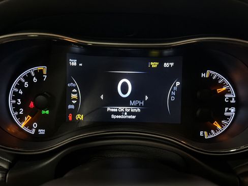 Used 2018 Jeep Grand Cherokee High Altitude AWD/4WD image 21
