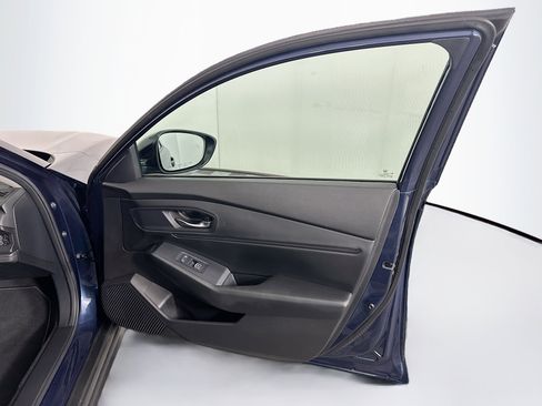 Used 2025 Honda Accord SE image 29