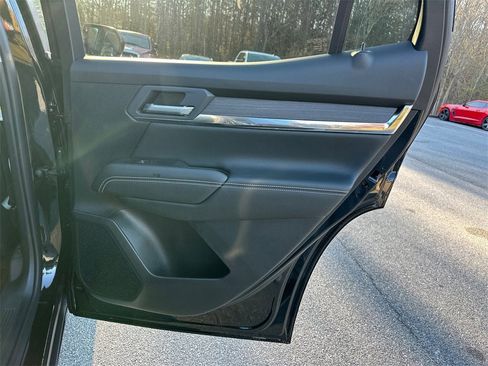 New 2026 GMC Terrain Denali w/ LPO, Floor Liner Package image 17