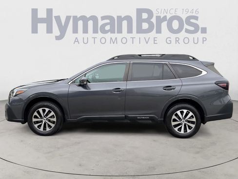 Used 2021 Subaru Outback Premium image 7