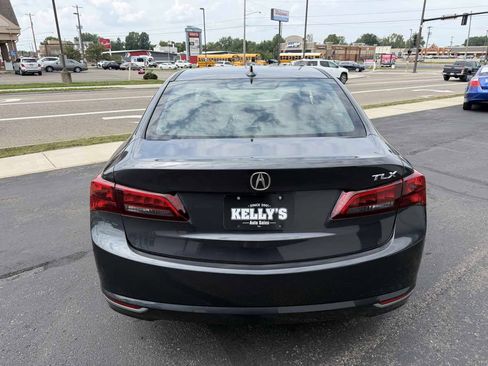 Used 2015 Acura TLX w/ Technology Package FWD image 4