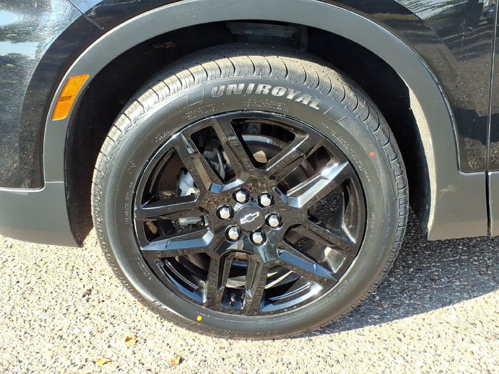 Used 2022 Chevrolet Blazer LT FWD image 9