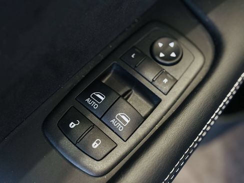 Used 2022 Dodge Challenger SRT Hellcat RWD image 38