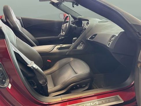 Used 2018 Chevrolet Corvette Grand Sport RWD image 11