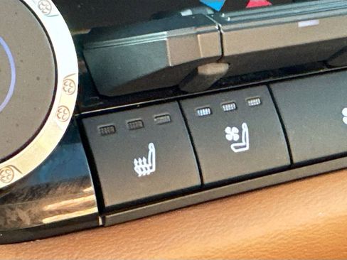 Used 2023 Toyota Tundra 1794 Edition w/ TRD Off-Road Package image 21