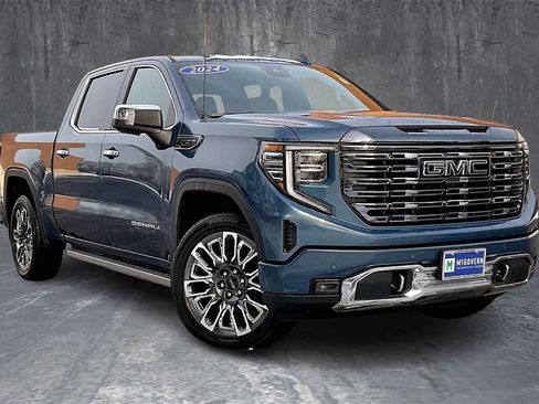 Used 2024 GMC Sierra 1500 Denali Ultimate image 3