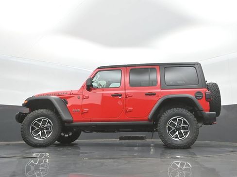 New 2025 Jeep Wrangler Rubicon w/ Technology Group image 29