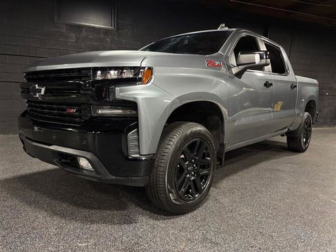 Used 2022 Chevrolet Silverado 1500 LT Trail Boss w/ LT Trail Boss Premium Package image 2