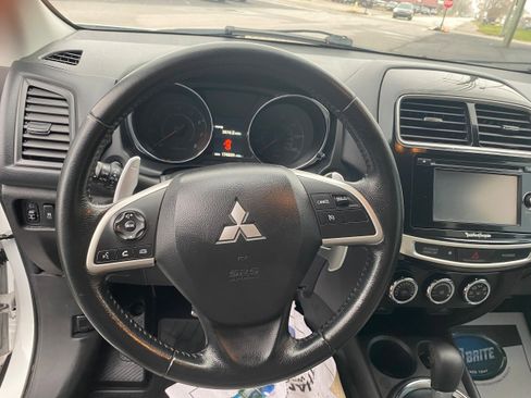 Used 2015 Mitsubishi Outlander Sport GT image 11