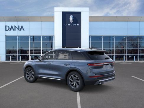 New 2025 Lincoln Corsair AWD w/ Equipment Group 101A image 4