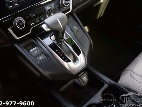 Used 2017 Honda CR-V LX image 19