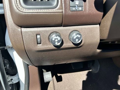 Used 2022 GMC Canyon Denali AWD/4WD image 18