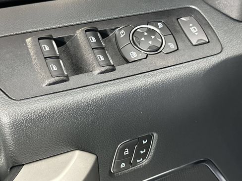 Used 2022 Ford F250 Lariat w/ Black Appearance Package AWD/4WD image 13