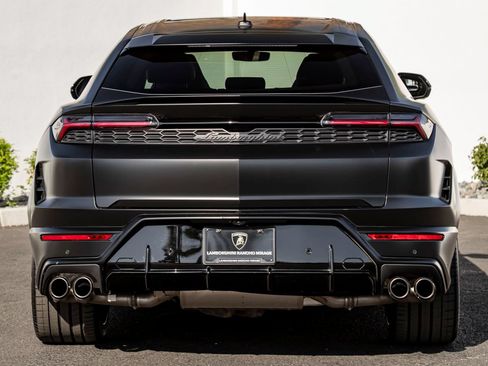 Used 2025 Lamborghini Urus SE AWD/4WD image 8
