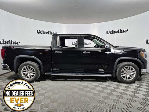 Used 2022 GMC Sierra 1500 SLT w/ SLT Premium Package AWD/4WD image 9