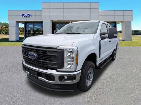 New 2026 Ford F250 XL image 8