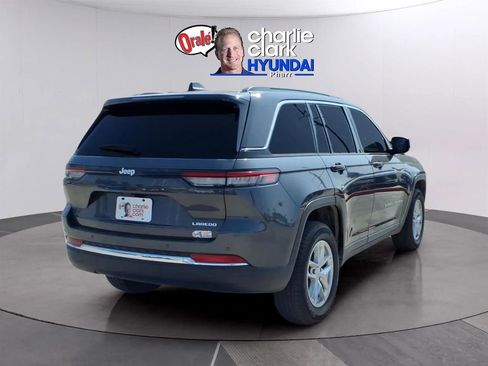 Used 2025 Jeep Grand Cherokee Laredo X image 5