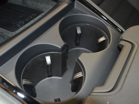 New 2026 Porsche Panamera image 34