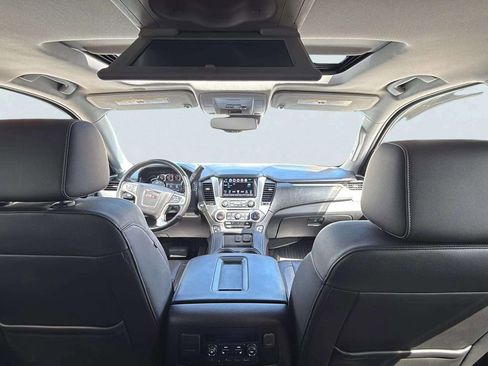 Used 2018 GMC Yukon SLT w/ Open Road Package image 10