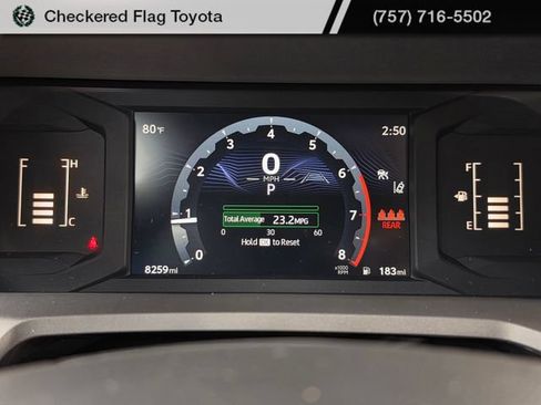 Used 2025 Toyota Tacoma SR5 AWD/4WD image 18