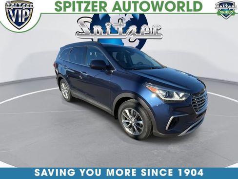 Used 2018 Hyundai Santa Fe SE w/ Cargo Package image 2