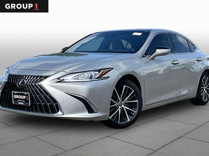 Used 2024 Lexus ES 350 w/ Premium Package