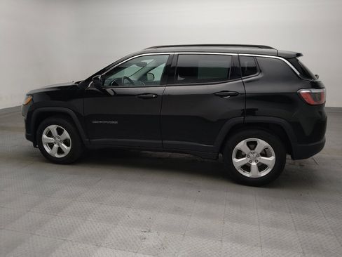 Used 2020 Jeep Compass Latitude FWD image 3