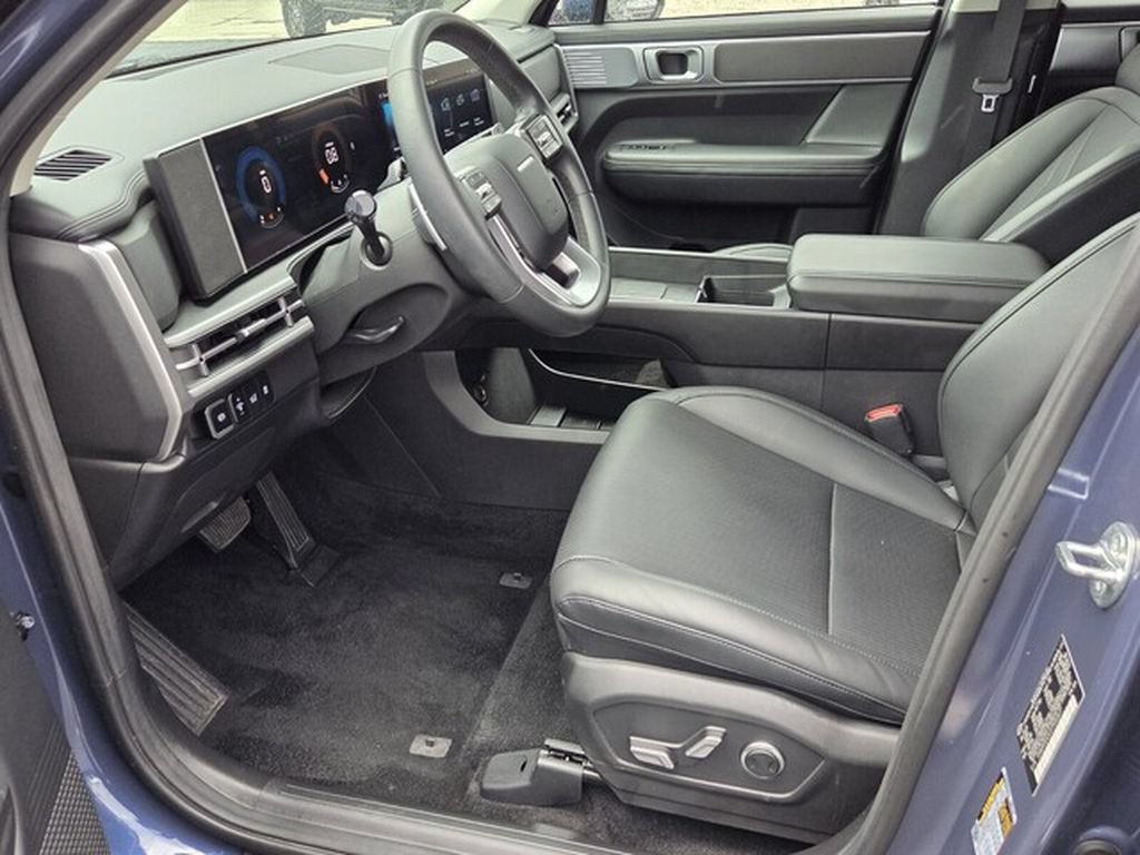 Used 2026 Hyundai Santa Fe SEL AWD/4WD image 14