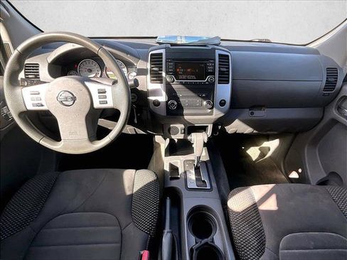 Used 2017 Nissan Frontier Desert Runner image 16