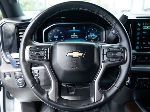 Used 2024 Chevrolet Silverado 2500 High Country w/ High Country Premium Package AWD/4WD image 23