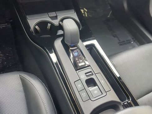 Certified 2024 Toyota Prius XLE image 15