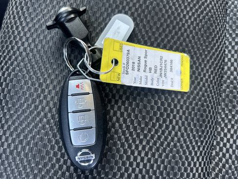 Used 2018 Nissan Rogue Sport SV w/ SV All-Weather Package image 31