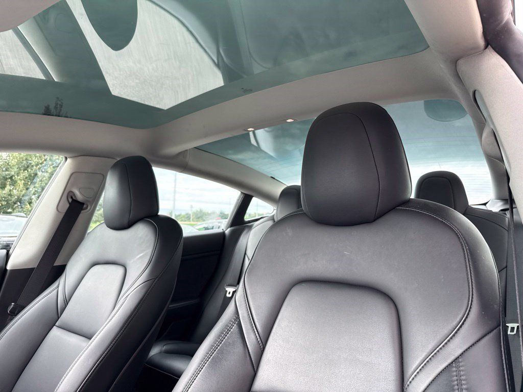 Used 2023 Tesla Model 3 Standard Range RWD image 8