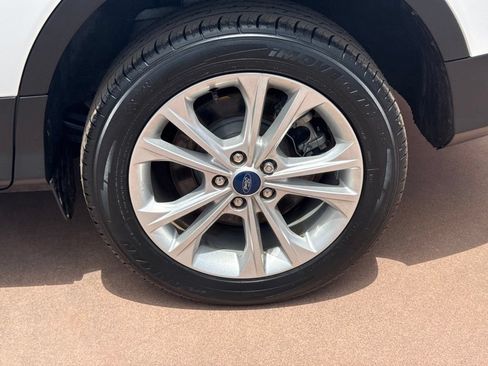 Certified 2019 Ford Escape SE FWD image 41