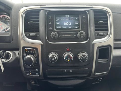 Used 2016 RAM 1500 Classic SLT AWD/4WD image 25