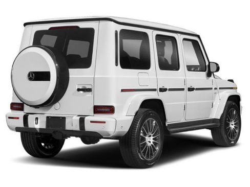 Used 2022 Mercedes-Benz G 550 image 2