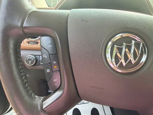 Used 2015 Buick Enclave Premium w/ Experience Buick Package FWD image 17