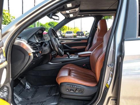 Used 2017 BMW X5 M AWD/4WD image 37