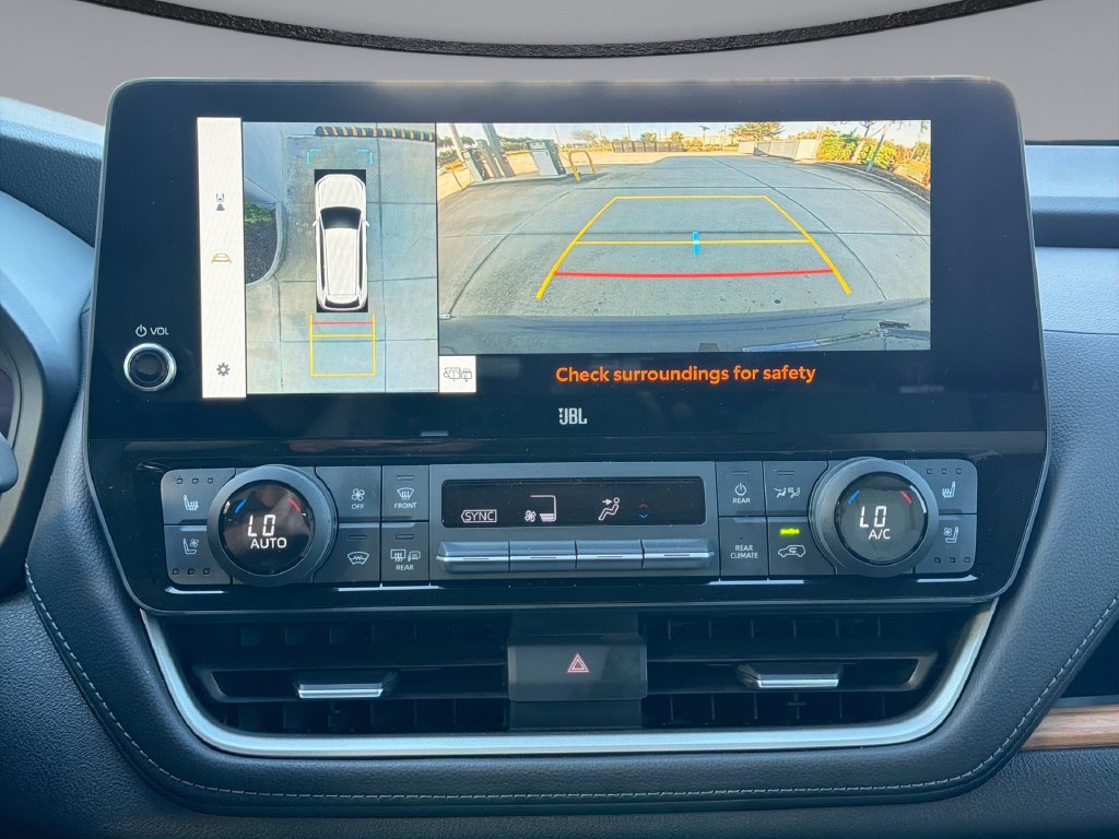 Used 2025 Toyota Grand Highlander AWD image 24