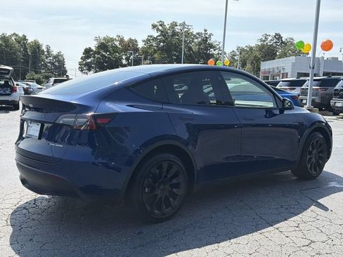 Used 2022 Tesla Model Y Long Range AWD/4WD image 4