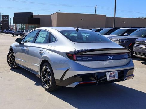 New 2026 Hyundai Sonata SEL image 2