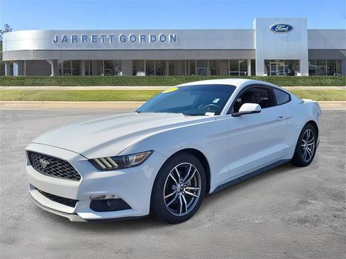 Used 2017 Ford Mustang Premium image 2