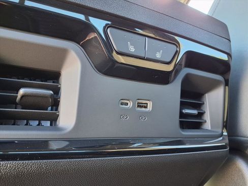 New 2026 GMC Sierra 2500 AT4 w/ AT4 Premium Plus Package image 25